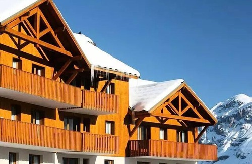 Puy-Saint-Vincent Apartment | Residence The Gentianes - Studio 2 persons (PMR)-Residence LES GENTIANES