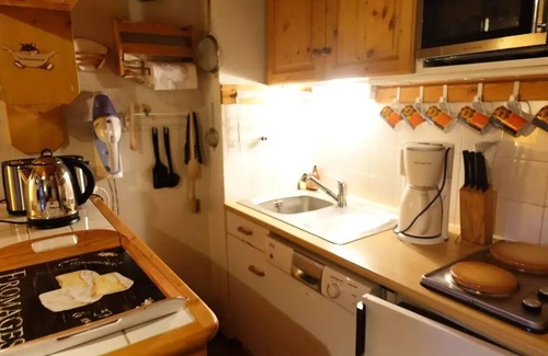 Areches Apartment | Residence Val Blanc 1 - Apartment 4 to 5 people with elevator. Well equipped, cozy, village center