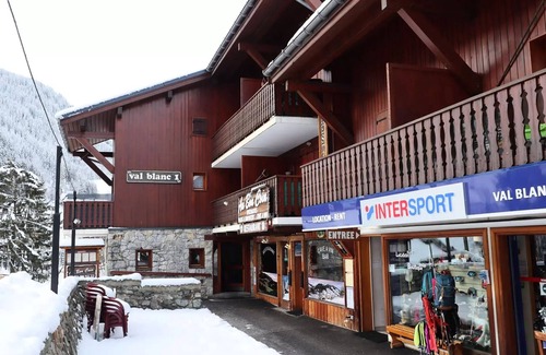 Areches Apartment | Residence Val Blanc 1 - Apartment for 4 people, south exposure