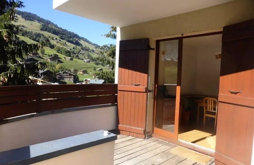 Areches Apartment | Residence Val Blanc 2 - Apartment for 4 to 6 people - 3 bedrooms - terrace - village center