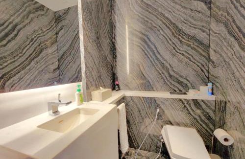 Yan Nawa Apartment | Residences Four Season Sleeps 4 Super Luxury