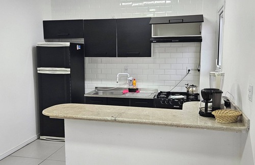Barra da Lagoa House | Residencial Beira Mar 20 metros da praia, trilhas, comércios, aeroporto, centro