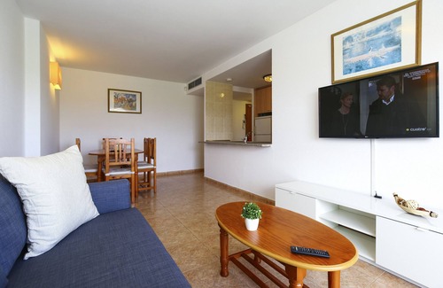 La Pineda Apartment | Residencial LOS JUNCOS III