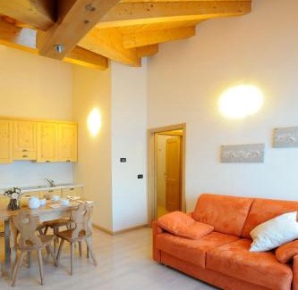 Ponte Arche Apartment | Residenza Casale