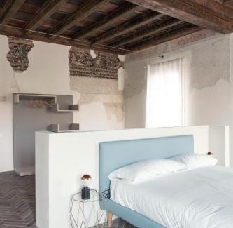Old Town House | Residenza Giulio Romano