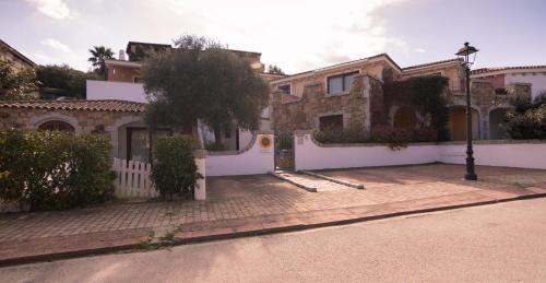 Baia Caddinas Apartment | Residenze Il Girasole