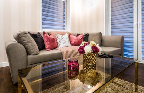 Bialystok Apartment | ResiNest Apartamenty Nowe Bojary