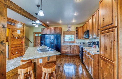 Bemidji House | Resort amenities are all inlcuded- 50% OFF remaining 2025 summer openings