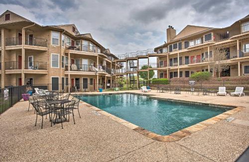 Pottsboro Apartment | Resort Condo in Pottsboro with Lake Texoma Access!