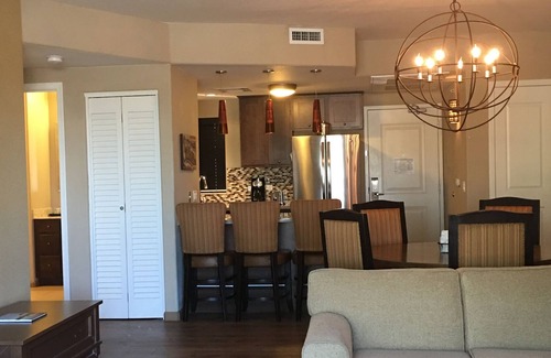 Peoria Villa | Resort condo