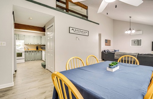 Bartlett Condo | Resort Condo w/Loft: 1 Mi to Attitash Mountain!