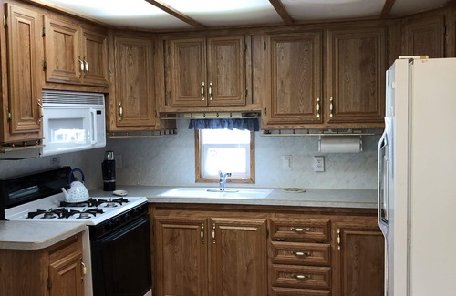 South Casco Cottage | Resort cottage in Point Sebago resort