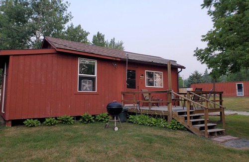 Northome Cabin | Resort Family Cabin #1