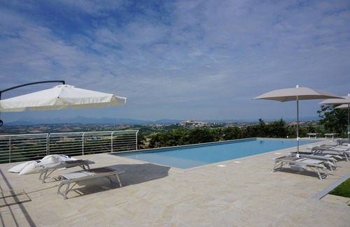 Sant'Elpidio a Mare Apartment | Resort Horizons
