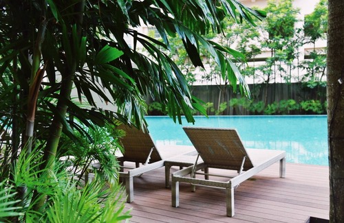 Kuala Lumpur City Centre Apartment | Resort infinity pool skyline gym deluxe suite