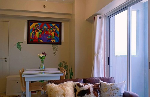 Davao Condo | Resort inspired stay at the heart of the city! n2 bedroom unit max of 5 guest