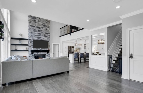 Point Pleasant House | Resort like House w/inground pool,theatre room & 8 min drive to Jenkinsons Beach