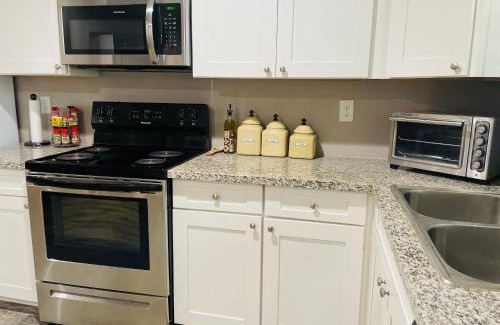 Montgomery House | Resort Living near Lake Conroe