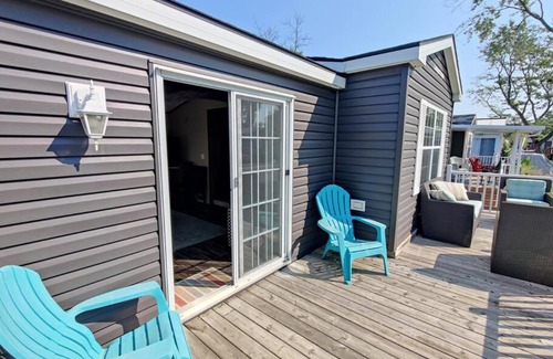 Niagara-on-the-Lake House | Resort near wineries, river, trails! Large Pool!