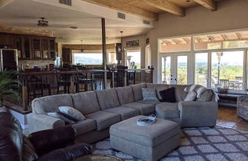 Sabino Vista Hills House | Resort-Style Mansion with 360 Views