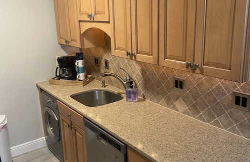 St. Petersburg Condo | Resort Style Vacation Condo in Coquina Key St. Petersburg, FL.