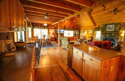 Buck Mountain Cabin | Rest Assured Available Labor Day Weekend!