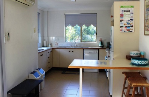 Hawks Nest Apartment | Rest At The Nest On Booner