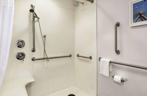 Mesquite House | Rest in Style w/ a Stay in Our King Suite!