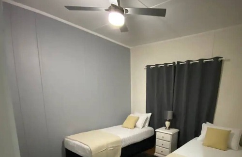 Gulgong House | Rest, Sleep & Relax @ Fitzroy Gulgong