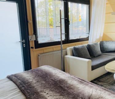 Bad Kleinen Hotel | Restaurant Seeblick direkt am Schweriner See