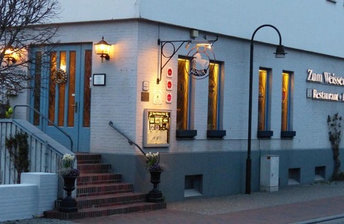 Moelln Hotel | Restaurant und Hotel Zum Weissen Ross