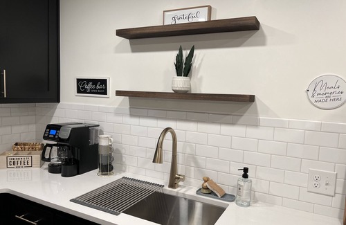 Hickory House | Restful Mid-Mod in the heart of Hickory
