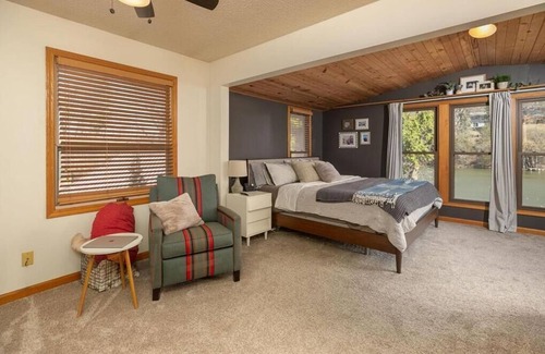 Wabasha County Cabin | Restore & Recharge at the lake! 25 minutes to Mayo/Rochester, MN
