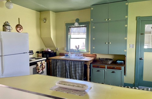 Grantsdale Other | Restored 1909 2 Story Farmhouse minutes from Hamilton