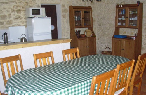 Gaillan-en-Medoc Cottage | Restored country house, 4 persons 2200qm meadow, 2 terraces,