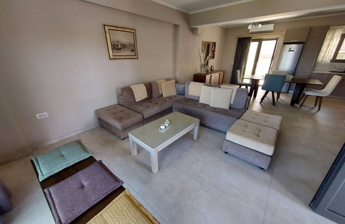 Platanes House | Rethymno Suburb Maisonette