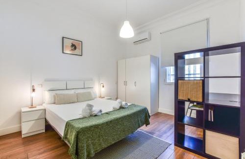 Jeronimos Apartment | Retiro VII - Práctico, moderno y en plena ciudad de Madrid