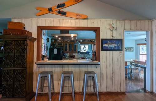 Granbury House | Retreat And Relax In Laguna Tres - Granbury