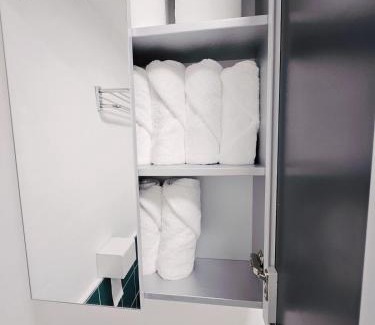Pangbaeil-tong Apartment | Retreat B102
