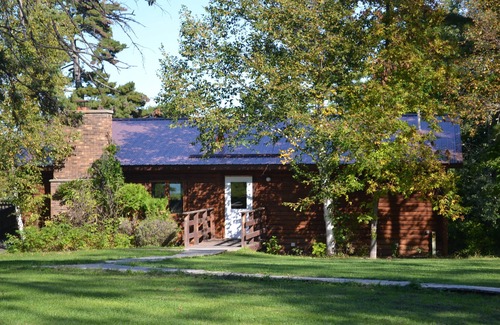 Deer River House | Retreat Center on pristine Deer Lake