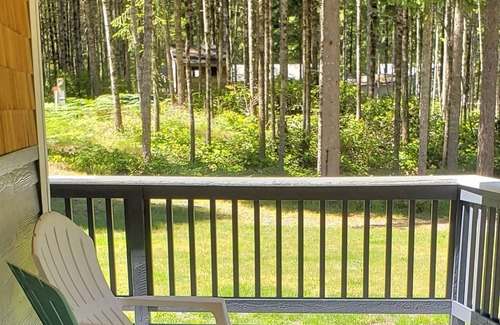 Hoodsport House | Retreat In Style - Perfect Get Away!