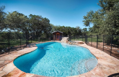 Oatmeal House | RETREAT NEXT TO FLAT CREEK WINERY, Pool,Billiard Table,Outdoor Kitchen, Fire Pit