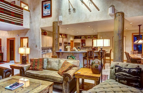 Park Meadows House | Retreat @ The Cove: Magnificent Views, Full Upgraded Luxury Townhome! Hot Tub!