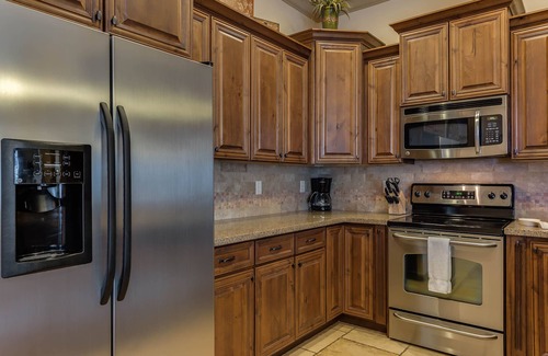 Washington Condo | Retreat to Coral Springs -30 miles to Zion!