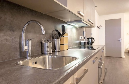 Delft Apartment | Retreat to quite newly build apt center Delft 02A