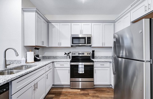 San Antonio House | Retro - A Birdy Vacation Rental