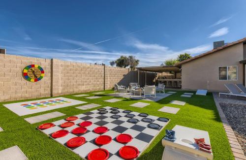 Paradise Valley Village House | Retro Glam Hollywood