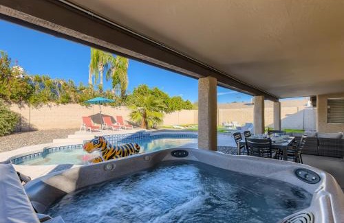 Paradise Valley Village House | Retro Glam Hollywood