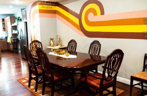 Downtown Baltimore House | Retro-inspired Content House In Patterson Park