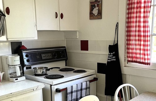 Victoria Beach Cabin | Retro VB Cottage